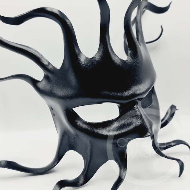 Black Cthulhu mask  