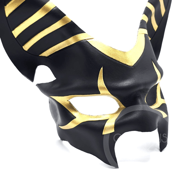 Anubis mask: Black gold