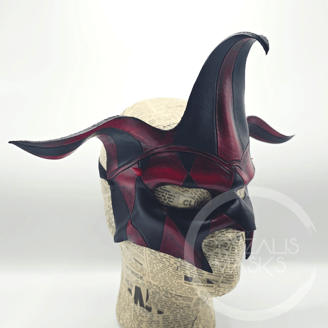 Black and Red Harlequin mask   