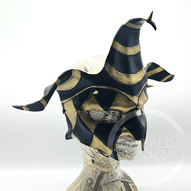 Harlequin mask gold and black