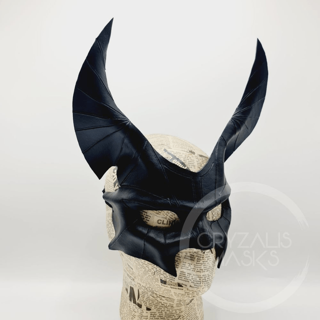 Jackal mask with UV  