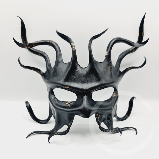Cthulhu mask, copper detail