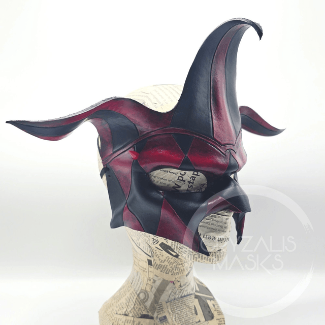 Black and Red Harlequin mask   