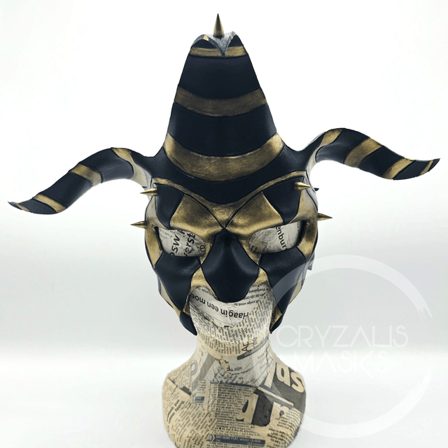 Harlequin mask gold and black