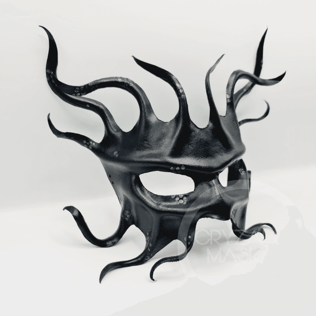 Cthulhu mask, copper detail